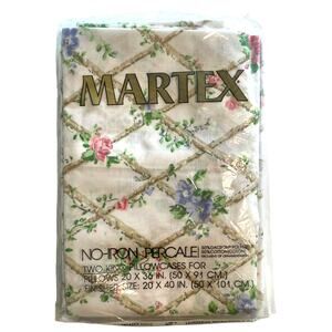 Martex NEW No-Iron Percale 2 King Pillowcases White Floral NIP Vintage Deadstock